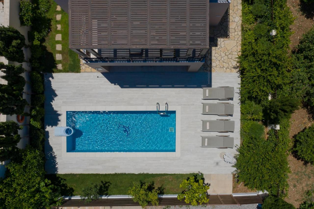 Aphrodite Adelianos Kampos Exteriör bild